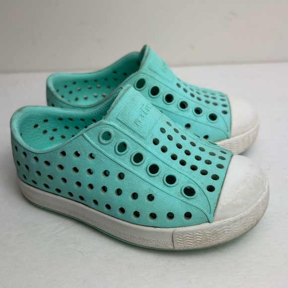 Teal Toddler Native shoes size 4 - Picture 1 of 6